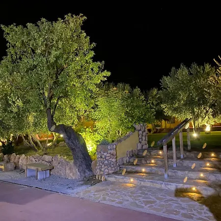 Cortijo Bustamante Kır Evi *