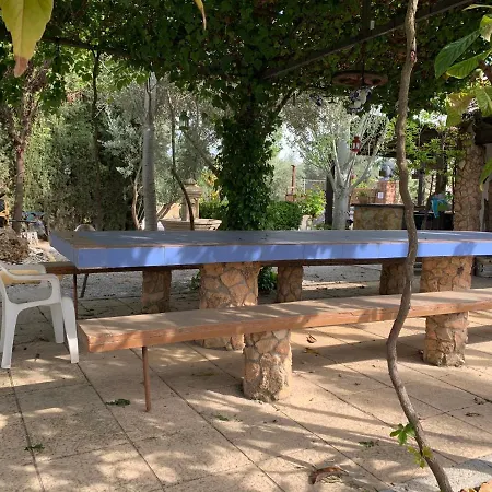 Kır Evi Cortijo Bustamante Baza