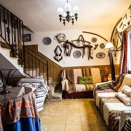 Kır Evi Cortijo Bustamante