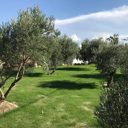 Cortijo Bustamante * Baza